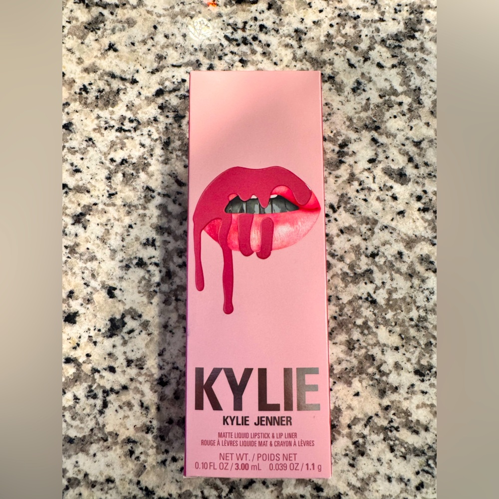 NIB Kylie Lip kit!